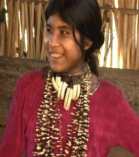 Uru-Eu-Wau-Wau realizam festa da menina moça