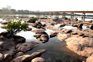 Nível das águas do Rio Machado cai